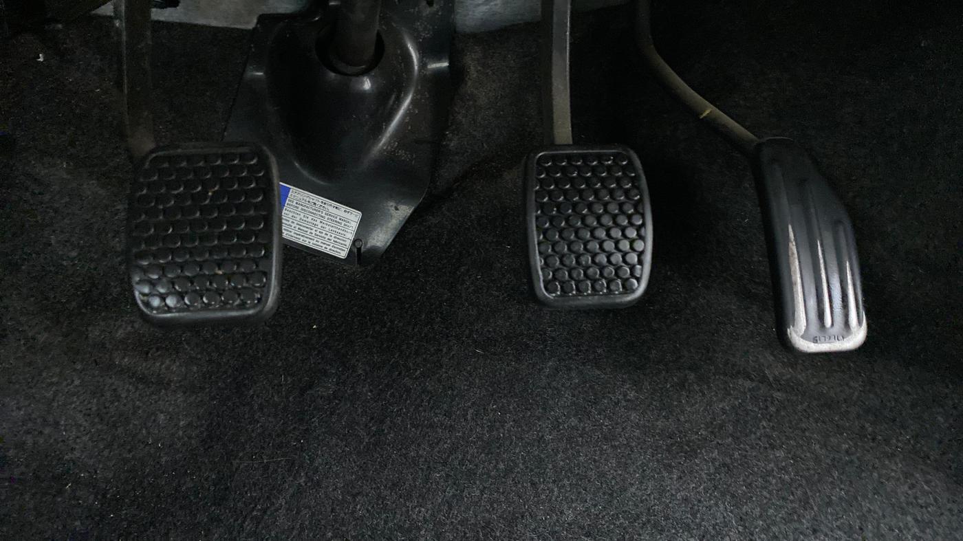 2016 Maruti Alto 800 LXI, Petrol, Manual, 23,702 km, Pedals