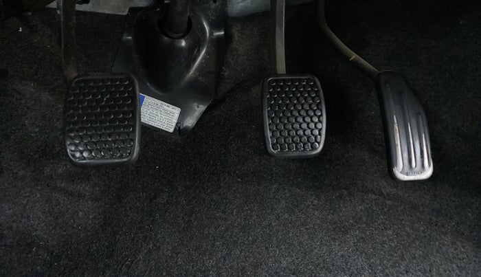2016 Maruti Alto 800 LXI, Petrol, Manual, 23,702 km, Pedals