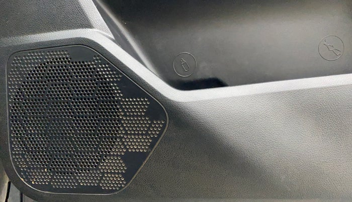 2019 Tata Harrier XZ 2.0L, Diesel, Manual, 74,205 km, Speaker