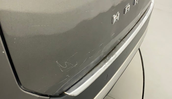 2019 Tata Harrier XZ 2.0L, Diesel, Manual, 74,205 km, Dicky (Boot door) - Minor scratches