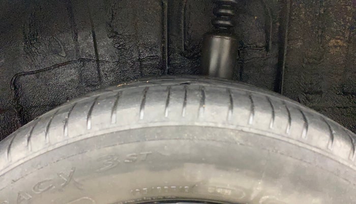 2021 Renault Kiger RXZ TURBO MT, Petrol, Manual, 90,089 km, Left Rear Tyre Tread