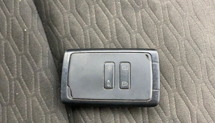 2021 Renault Kiger RXZ TURBO MT, Petrol, Manual, 90,089 km, Key Close Up