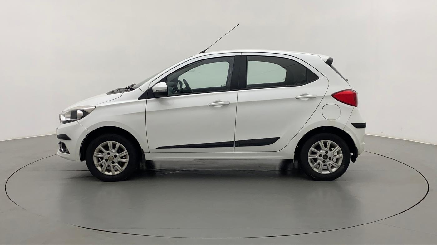 2016 Tata Tiago XZ PETROL, Petrol, Manual, 38,761 km, Left Side
