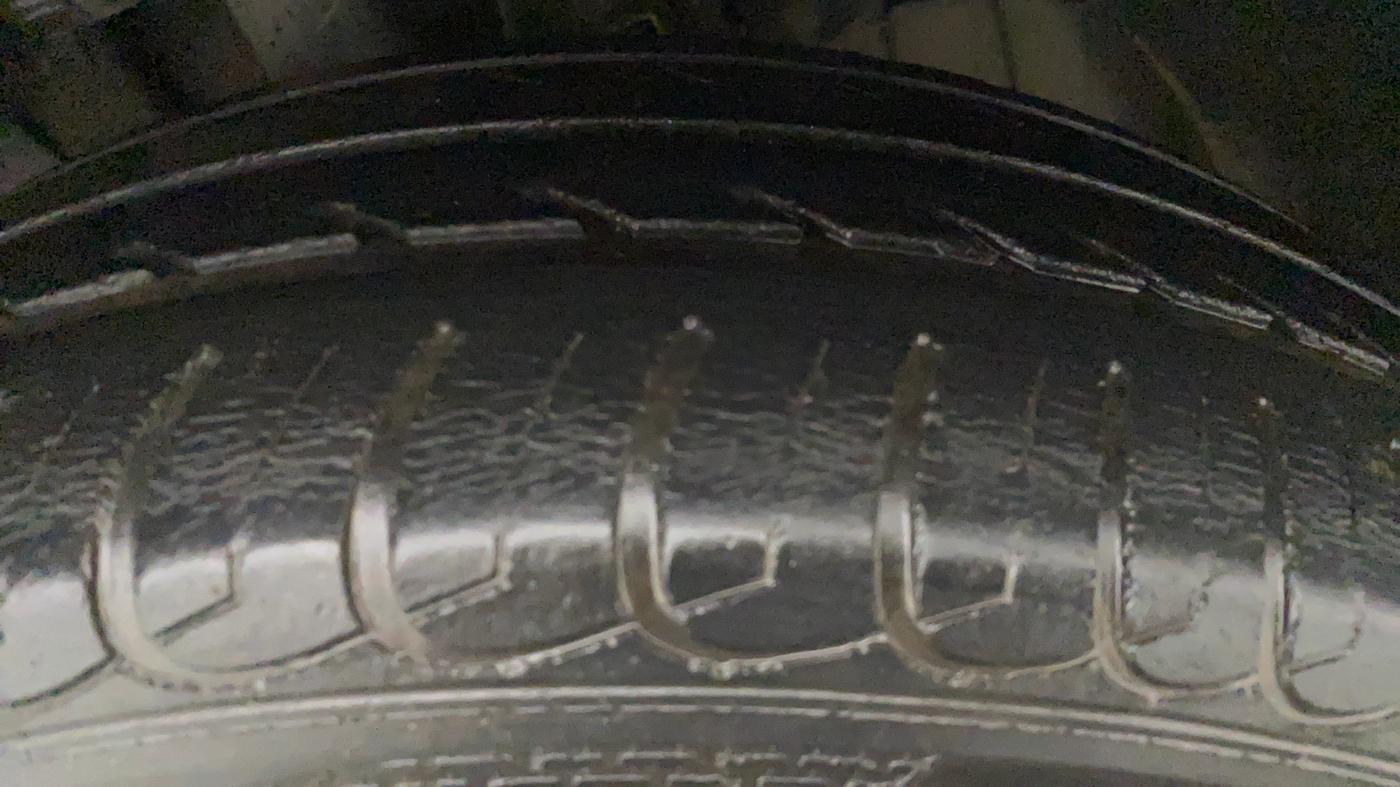 2016 Tata Tiago XZ PETROL, Petrol, Manual, 38,761 km, Left Front Tyre Tread