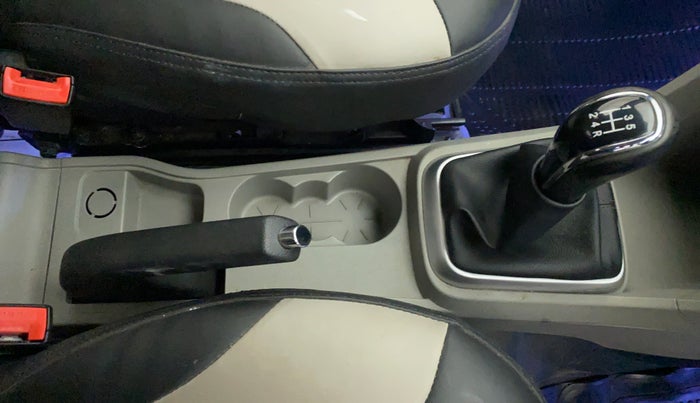 2016 Tata Tiago XZ PETROL, Petrol, Manual, 38,761 km, Gear Lever