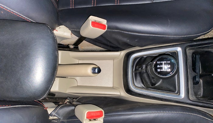 2018 Maruti Dzire ZXI, Petrol, Manual, 60,506 km, Gear Lever