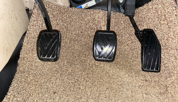 2018 Maruti Dzire ZXI, Petrol, Manual, 60,506 km, Pedals