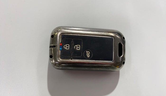 2018 Maruti Dzire ZXI, Petrol, Manual, 60,506 km, Key Close Up