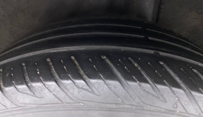 2019 Honda Civic VX CVT i-VTEC, Petrol, Automatic, 50,707 km, Left Rear Tyre Tread