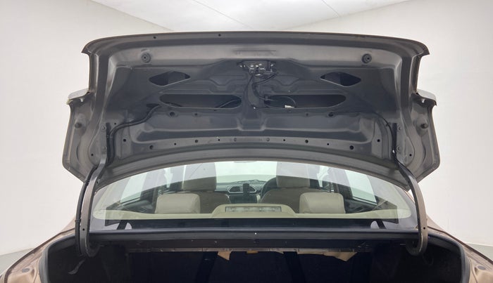2017 Maruti Dzire VDI AMT, Diesel, Automatic, Boot Door Open