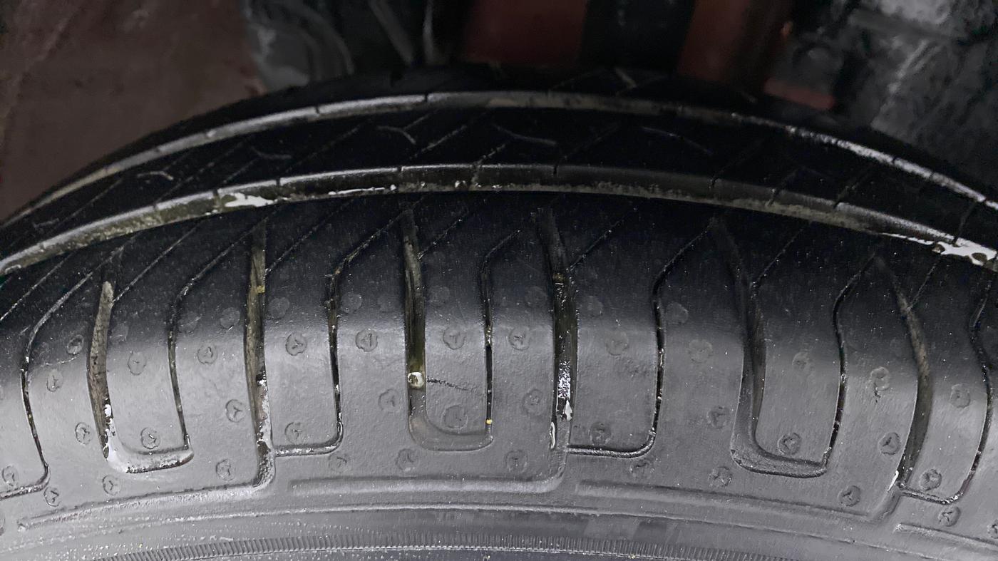 2016 Renault Kwid 1.0 RXT, Petrol, Manual, 59,544 km, Right Front Tyre Tread