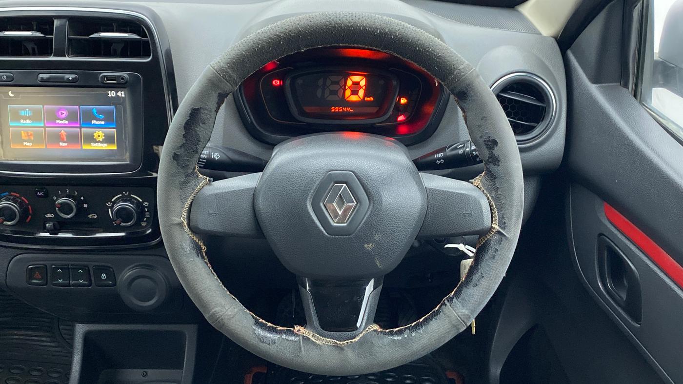 2016 Renault Kwid 1.0 RXT, Petrol, Manual, 59,544 km, Steering Wheel Close Up
