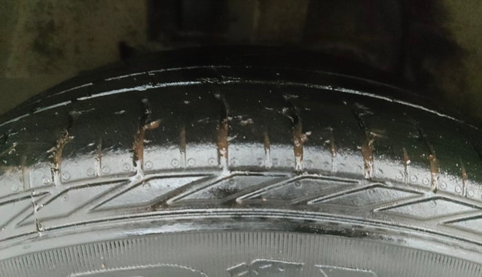 2020 Tata NEXON XZ PLUS PETROL, Petrol, Manual, 71,627 km, Left Front Tyre Tread