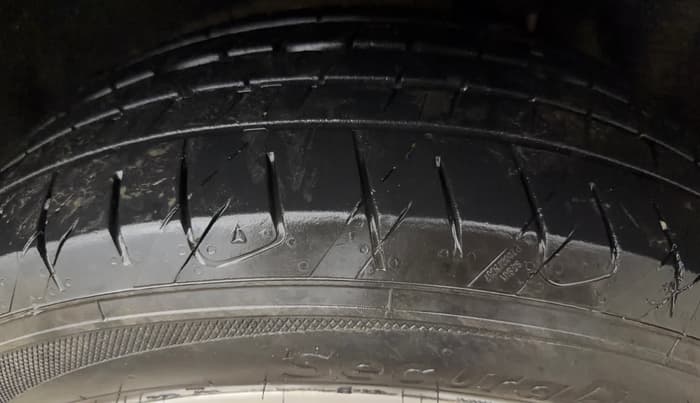 2019 Ford Ecosport TITANIUM + 1.5L PETROL AT, Petrol, Automatic, 81,766 km, Left Rear Tyre Tread