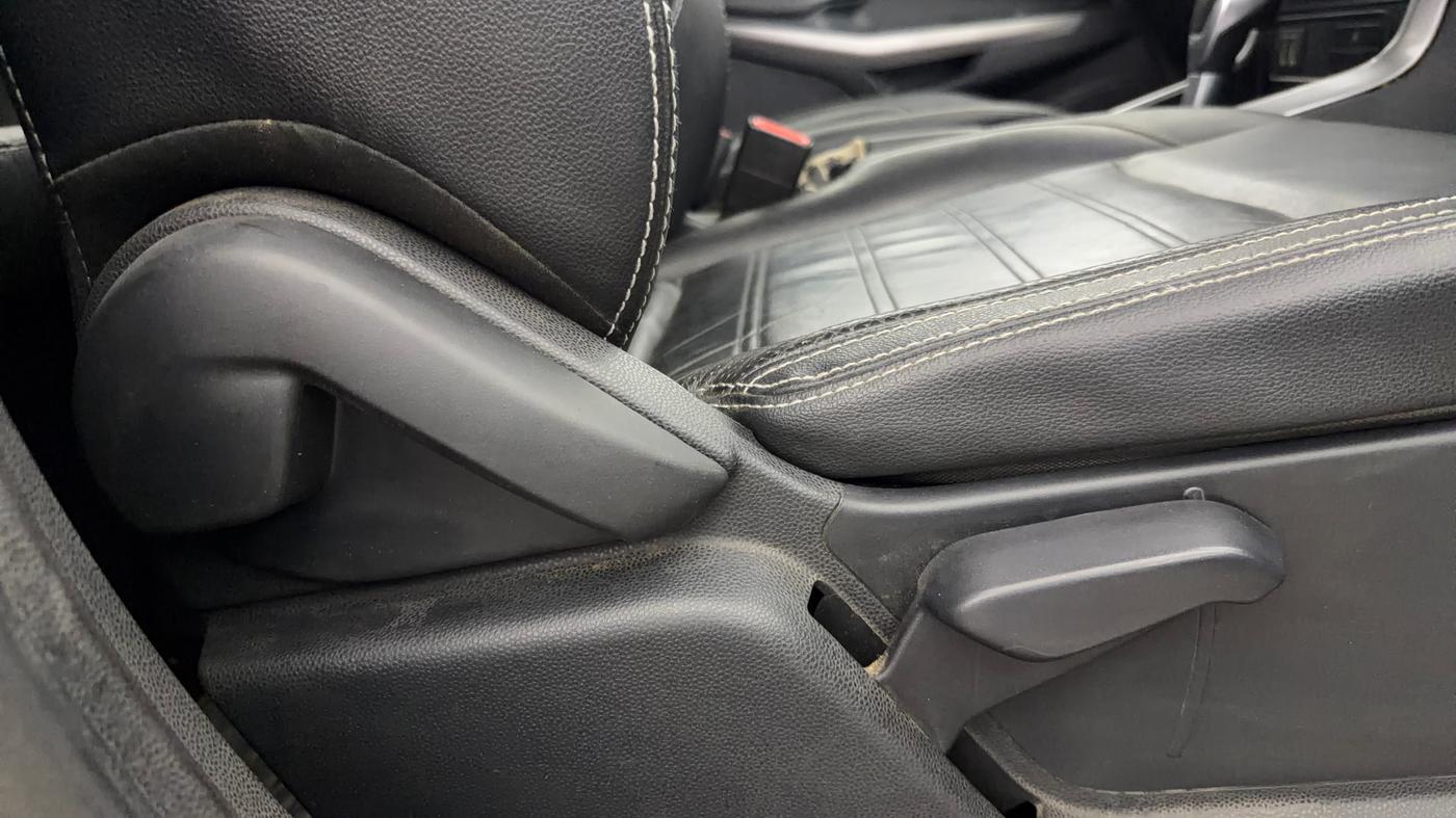 2019 Ford Ecosport TITANIUM + 1.5L PETROL AT, Petrol, Automatic, 81,766 km, Driver Side Adjustment Panel