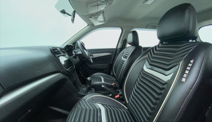 2019 Maruti Vitara Brezza ZDI, Diesel, Manual, 60,894 km, Right Side Front Door Cabin