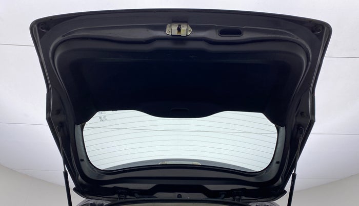 2019 Maruti Vitara Brezza ZDI, Diesel, Manual, 60,894 km, Boot Door Open