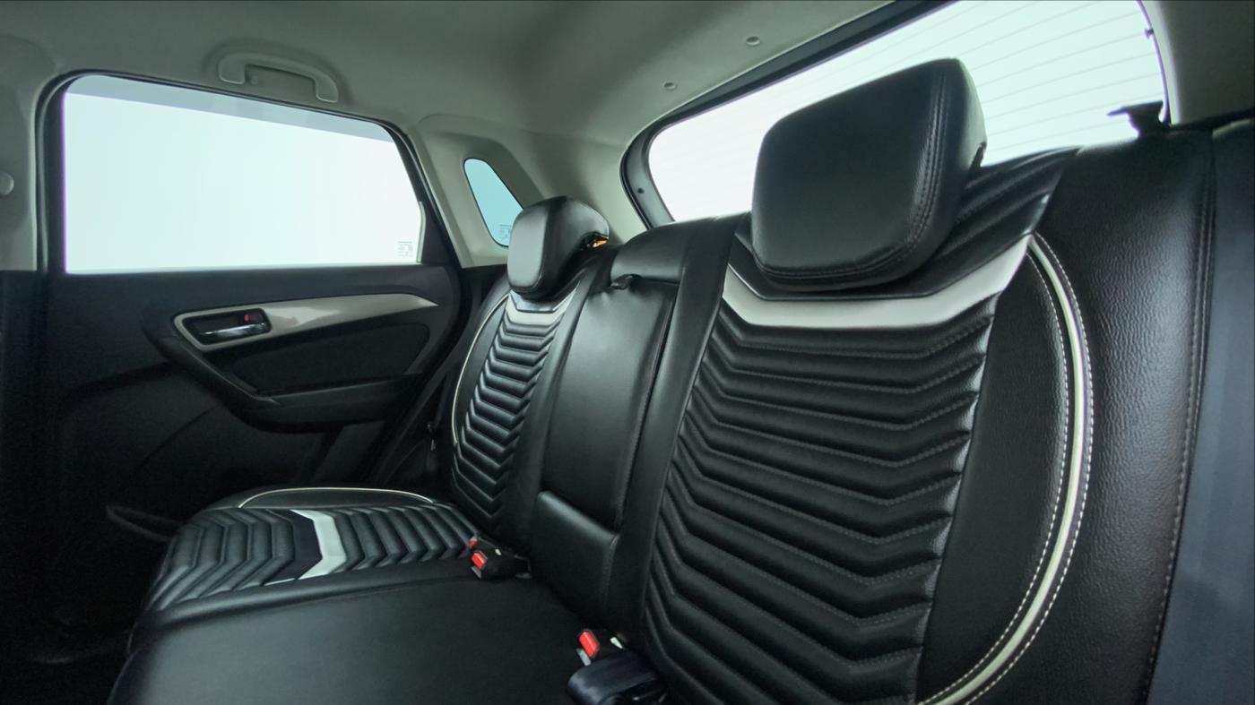 2019 Maruti Vitara Brezza ZDI, Diesel, Manual, 60,894 km, Right Side Rear Door Cabin