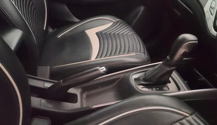 2019 Toyota Glanza V CVT, Petrol, Automatic, 99,829 km, Gear Lever