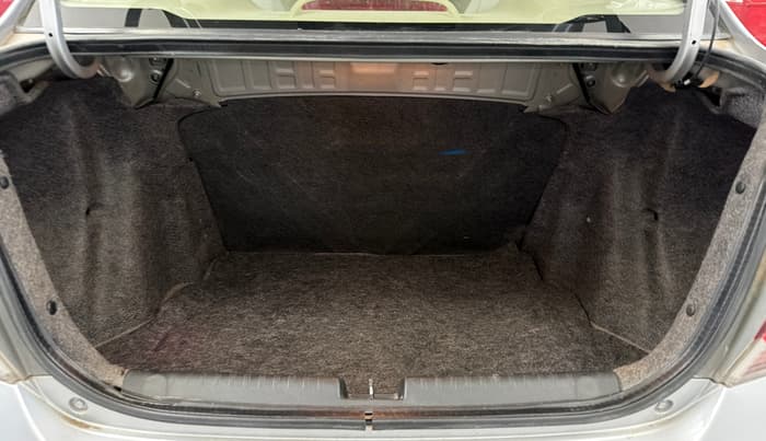 2015 Honda Amaze 1.2L I-VTEC SX, Petrol, Manual, 75,908 km, Boot Inside