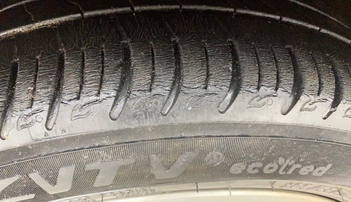 2020 Tata ALTROZ XT PETROL, Petrol, Manual, 24,065 km, Left Front Tyre Tread