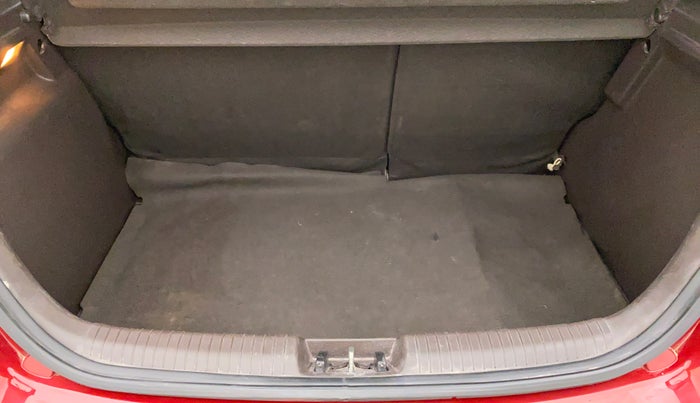 2011 Hyundai i20 ASTA 1.2, Petrol, Manual, 93,910 km, Boot Inside