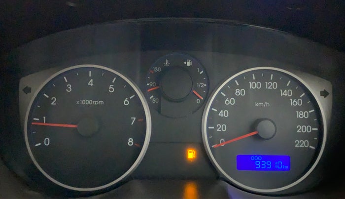 2011 Hyundai i20 ASTA 1.2, Petrol, Manual, 93,910 km, Odometer Image