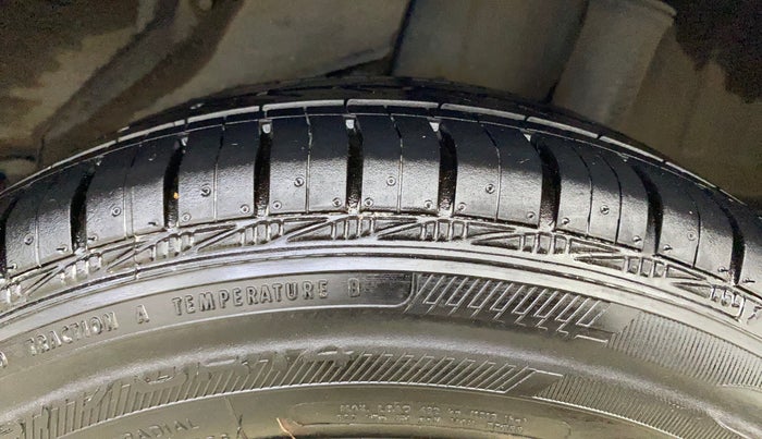 2012 Honda Brio S MT, Petrol, Manual, 68,394 km, Left Rear Tyre Tread