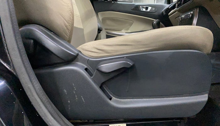 2020 Ford Ecosport TITANIUM + 1.5L DIESEL, Diesel, Manual, 70,761 km, Driver Side Adjustment Panel