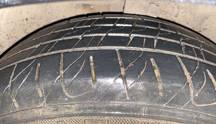 2020 Ford Ecosport TITANIUM + 1.5L DIESEL, Diesel, Manual, 70,761 km, Left Front Tyre Tread