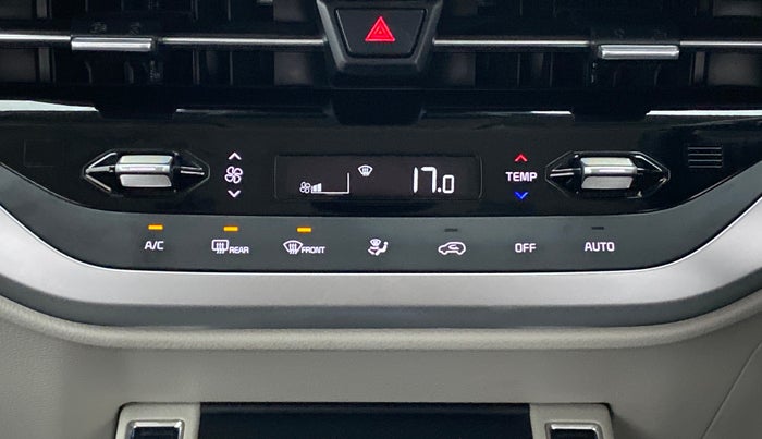 2022 KIA CARENS PRESTIGE PLUS 1.4G DCT 7STR, Petrol, Automatic, 1,486 km, Automatic Climate Control