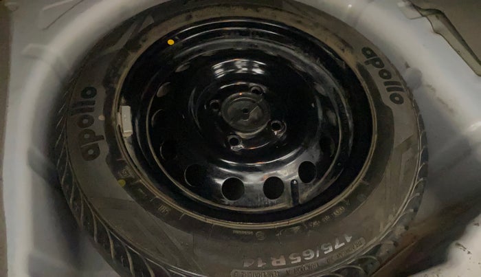 2015 Ford Figo Aspire TREND 1.2 PETROL, Petrol, Manual, 48,773 km, Spare Tyre