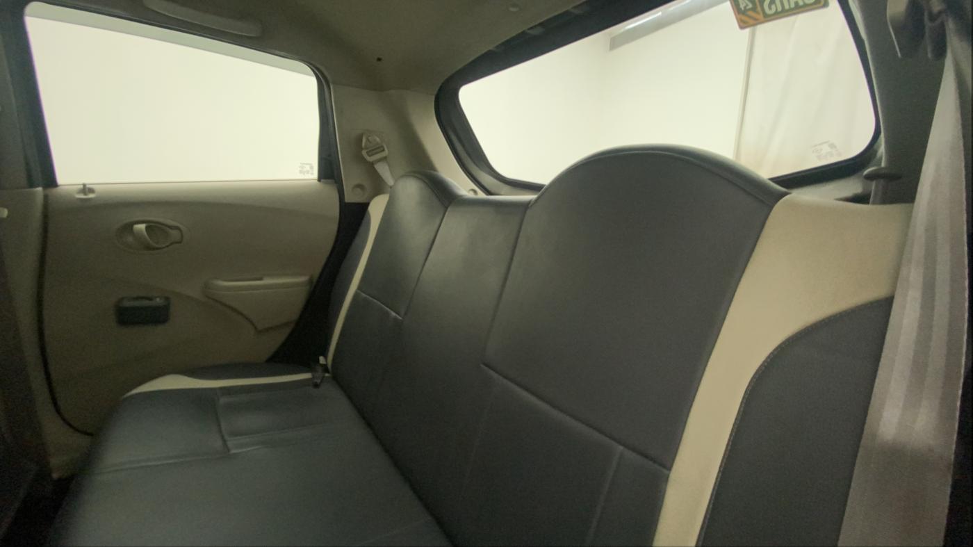 2015 Datsun Go T, Petrol, Manual, 59,716 km, Right Side Rear Door Cabin
