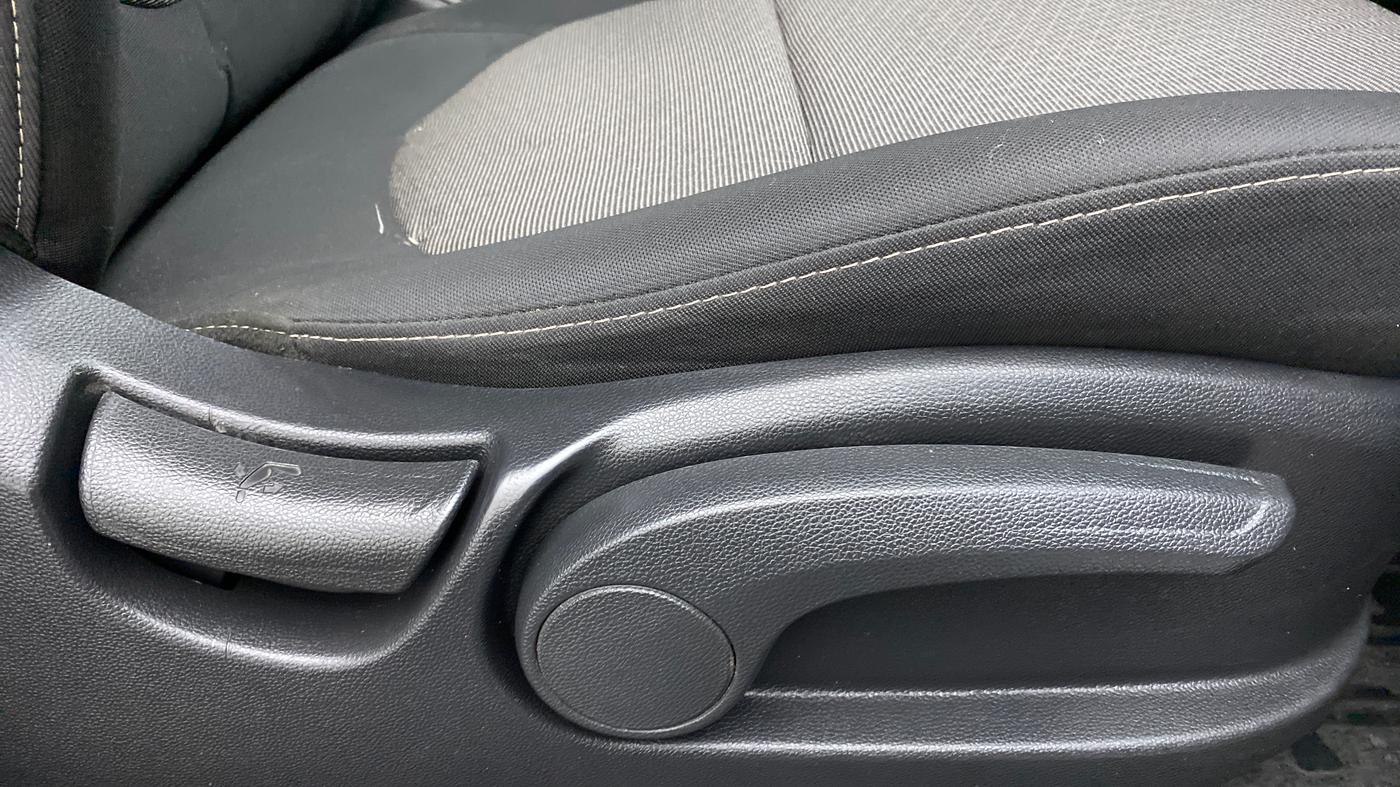 2018 Hyundai Creta 1.6 SX PLUS AUTO PETROL, Petrol, Automatic, 48,871 km, Driver Side Adjustment Panel