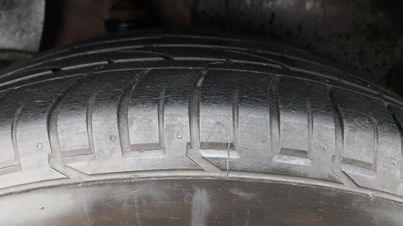 2018 Hyundai Creta 1.6 SX PLUS AUTO PETROL, Petrol, Automatic, 48,871 km, Right Rear Tyre Tread
