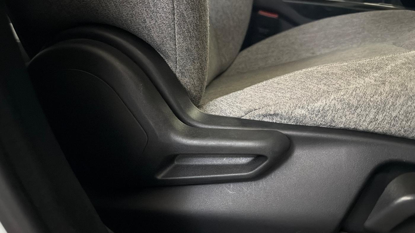 2025 Tata Curvv Creative S 1.2 Petrol 7DCA, Petrol, Automatic, 24,397 km, Driver Side Adjustment Panel