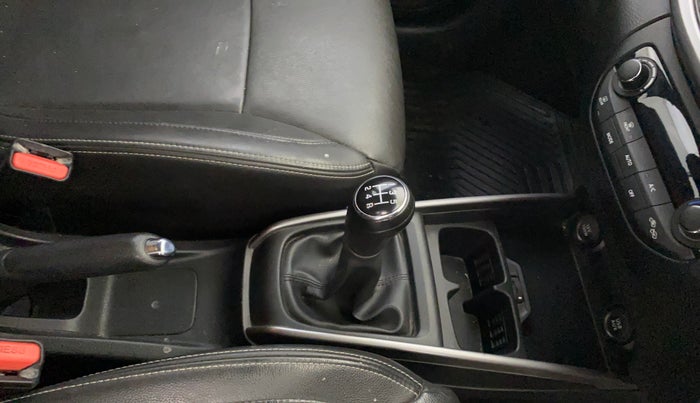 2021 Maruti XL6 ALPHA MT, Petrol, Manual, 28,476 km, Gear Lever