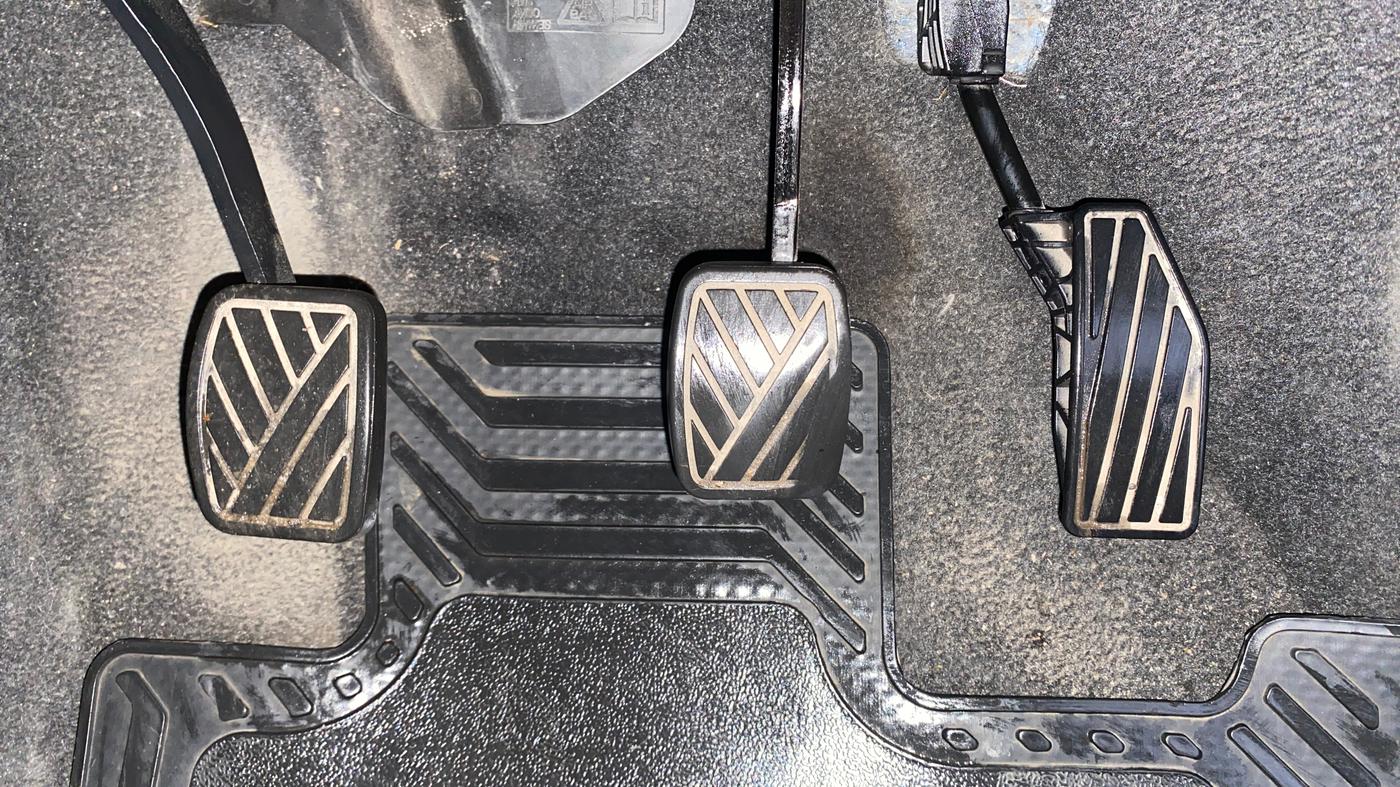 2021 Maruti XL6 ALPHA MT, Petrol, Manual, 28,412 km, Pedals