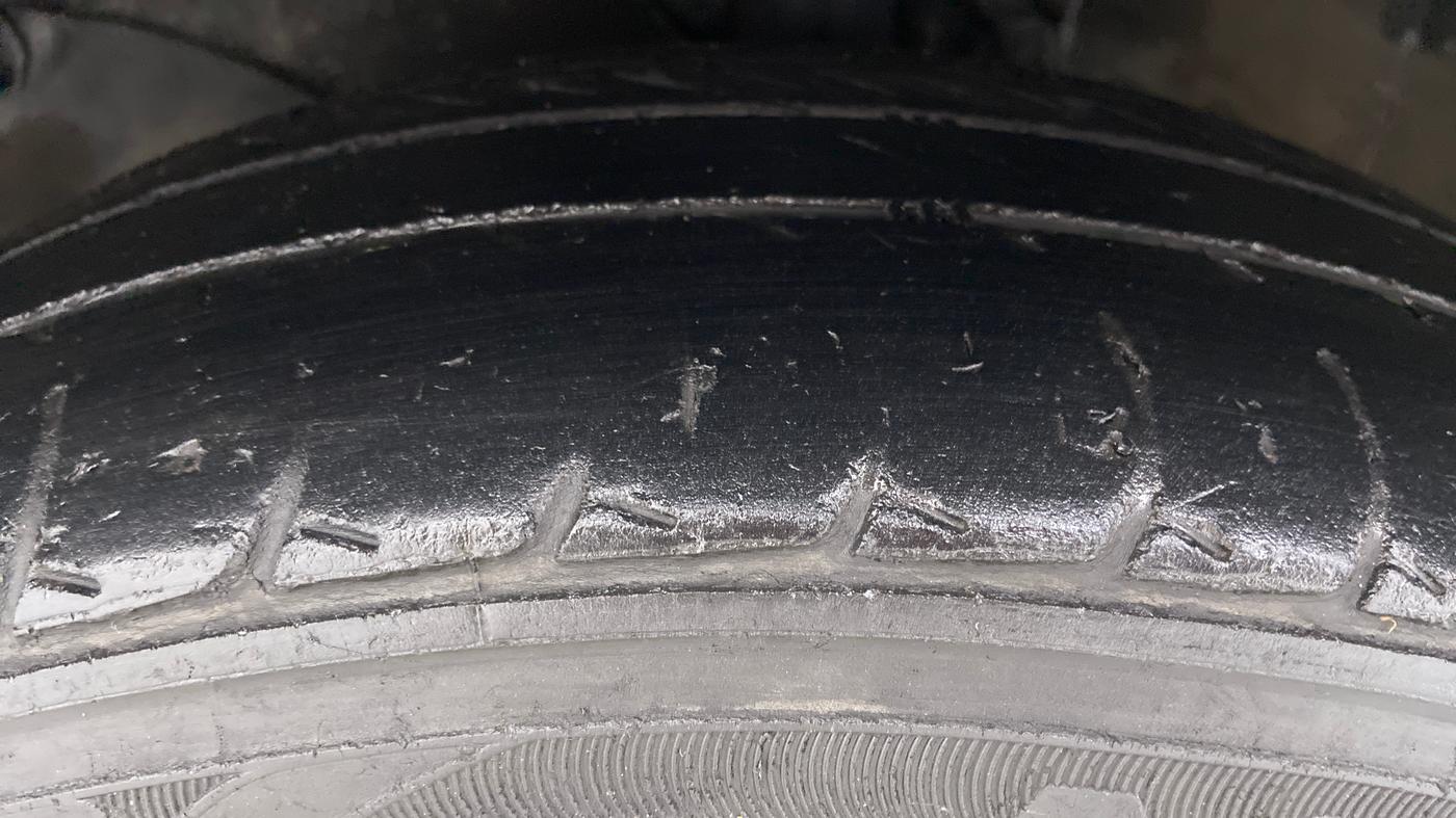 2013 Honda Amaze 1.5 VXMT I DTEC, Diesel, Manual, 78,261 km, Left Front Tyre Tread