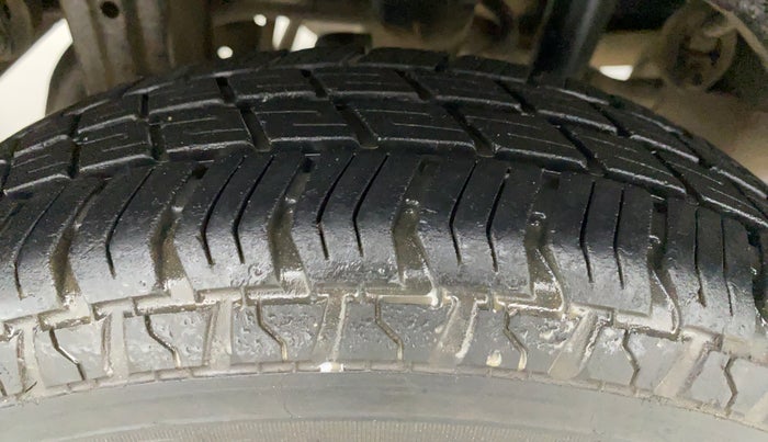 2009 Maruti Alto LXI, Petrol, Manual, 25,627 km, Right Rear Tyre Tread
