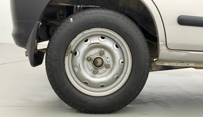 2009 Maruti Alto LXI, Petrol, Manual, 25,627 km, Right Rear Wheel