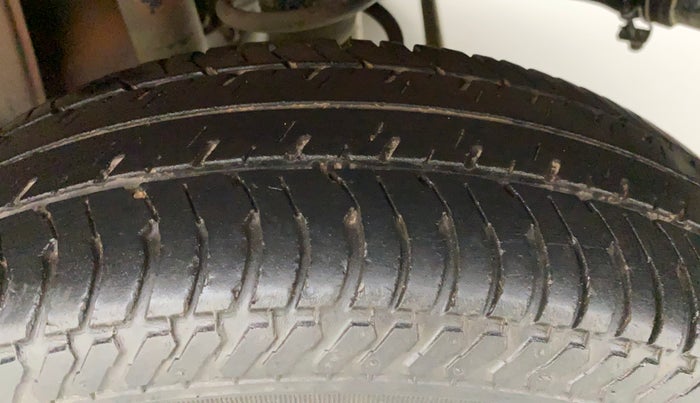 2015 Maruti Alto K10 VXI, Petrol, Manual, 38,593 km, Left Rear Tyre Tread