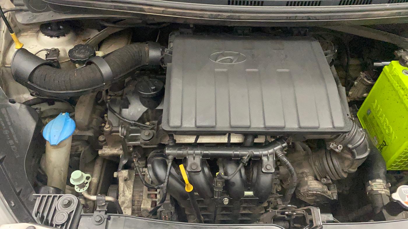 2014 Hyundai Xcent S (O) 1.2, Petrol, Manual, 94,095 km, Engine View - Right