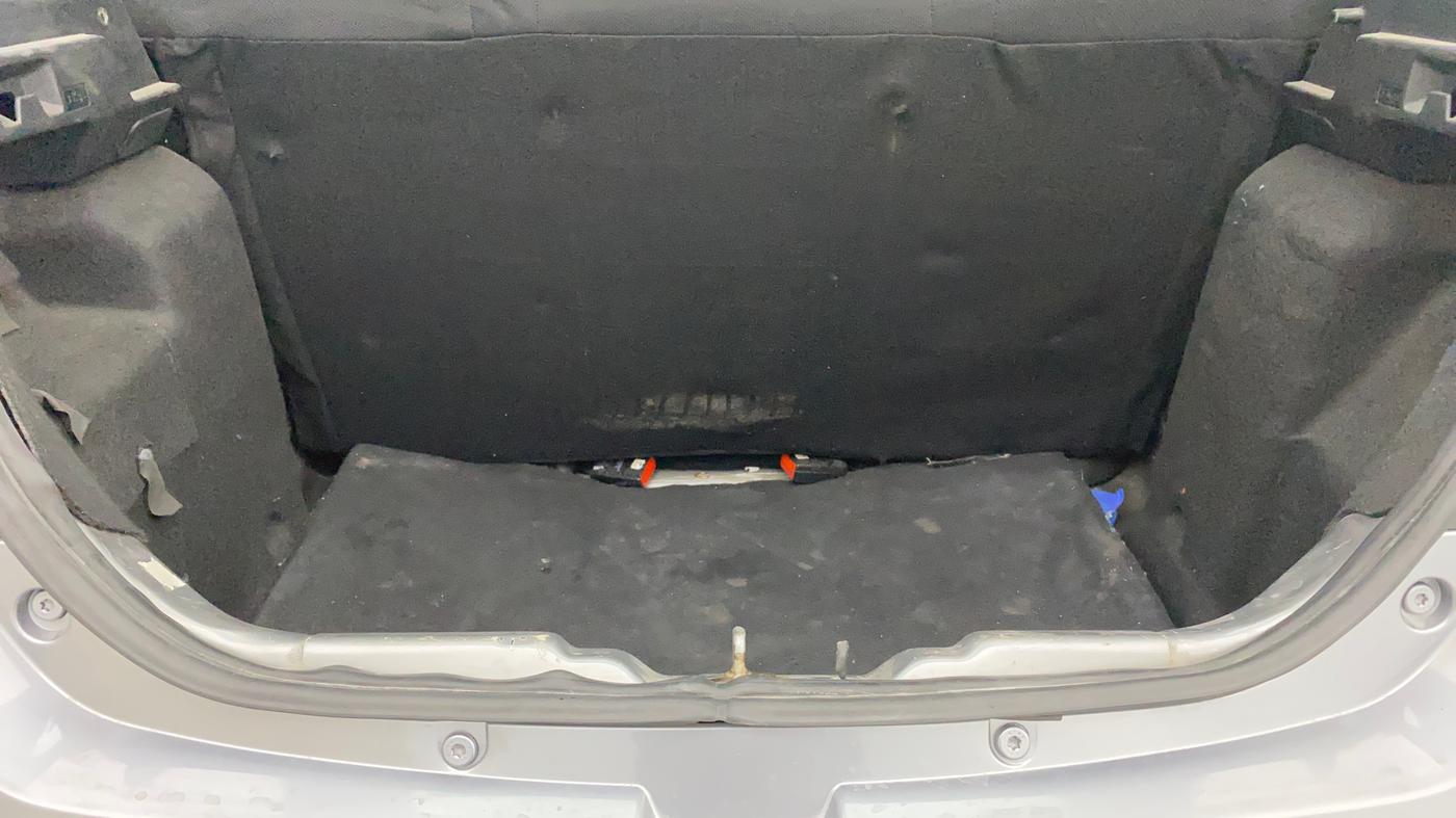 2018 Tata Tiago XZ PETROL, Petrol, Manual, 77,888 km, Boot Inside