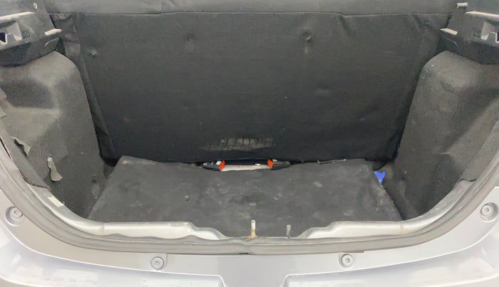 2018 Tata Tiago XZ PETROL, Petrol, Manual, 77,888 km, Boot Inside