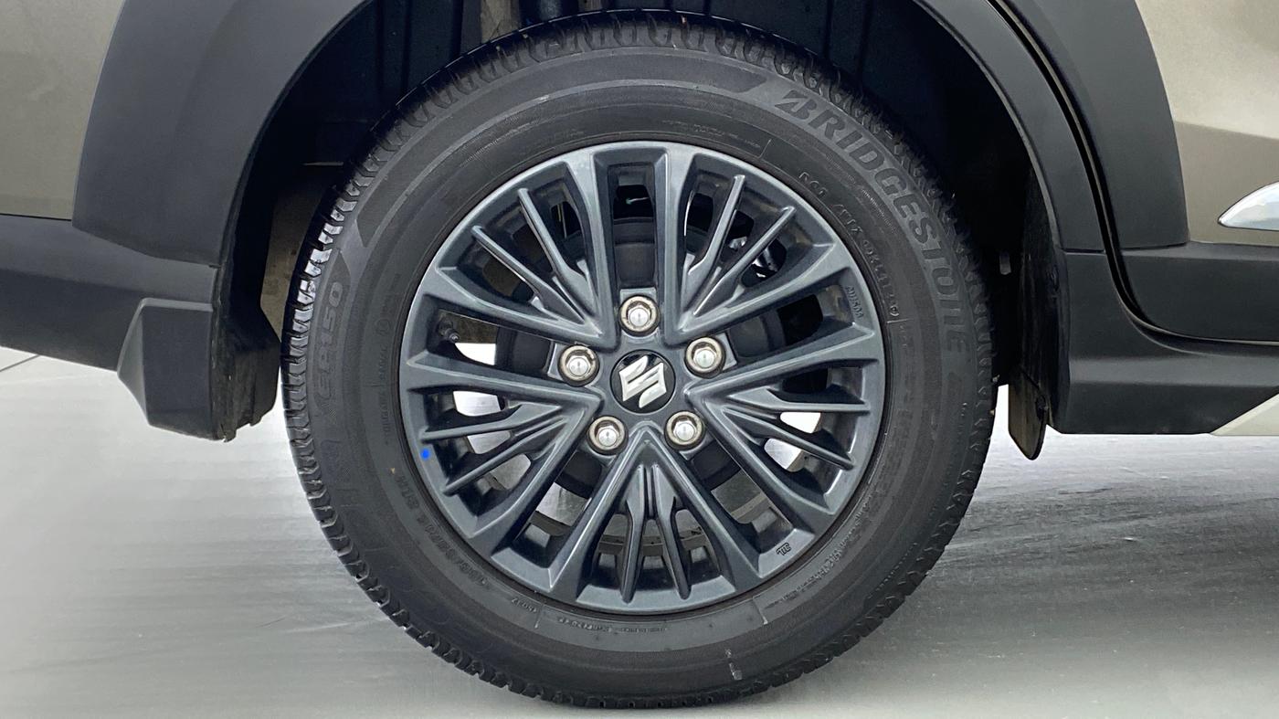 2020 Maruti XL6 ZETA SHVS, Petrol, Manual, 12,175 km, Right Rear Wheel