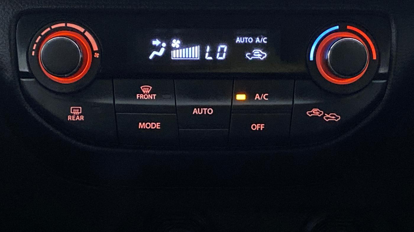 2020 Maruti XL6 ZETA SHVS, Petrol, Manual, 12,175 km, Automatic Climate Control