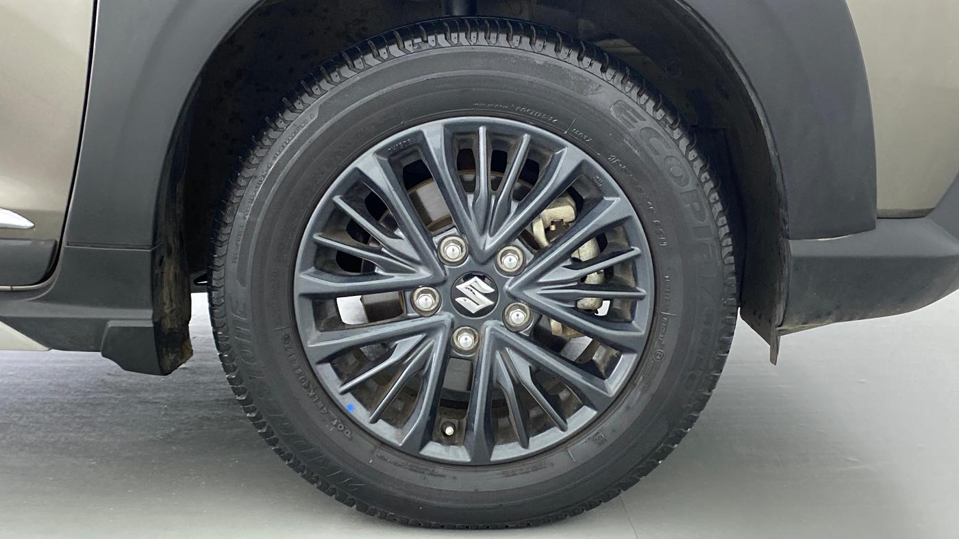 2020 Maruti XL6 ZETA SHVS, Petrol, Manual, 12,175 km, Right Front Wheel