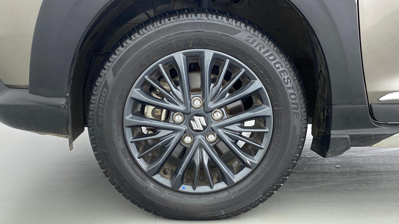 2020 Maruti XL6 ZETA SHVS, Petrol, Manual, 12,175 km, Left Front Wheel