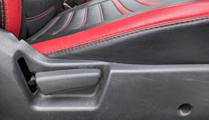 2021 Maruti Alto VXI, Petrol, Manual, 23,858 km, Driver Side Adjustment Panel